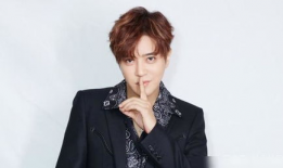 421娱乐圈最新吃瓜,揭秘最新明星八卦，吃瓜群众狂欢时刻